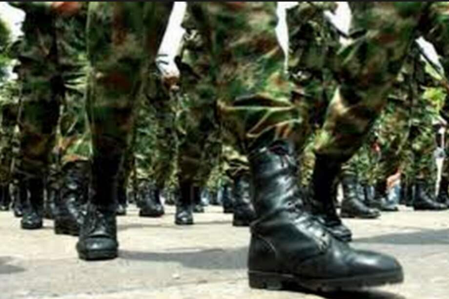 Senado aprueba ascensos de oficiales en medio de rifirrafe entre congresistas