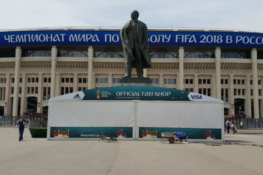 La fachada del estadio Luzhniki, donde será la inauguración del Mundial este 14 de junio. / Jesús de la Hoz