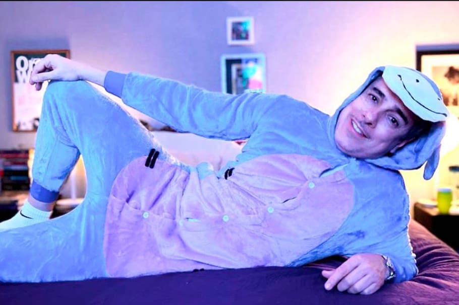 El actor bogotano no soportó las constantes criticas y respondió jocosamente.