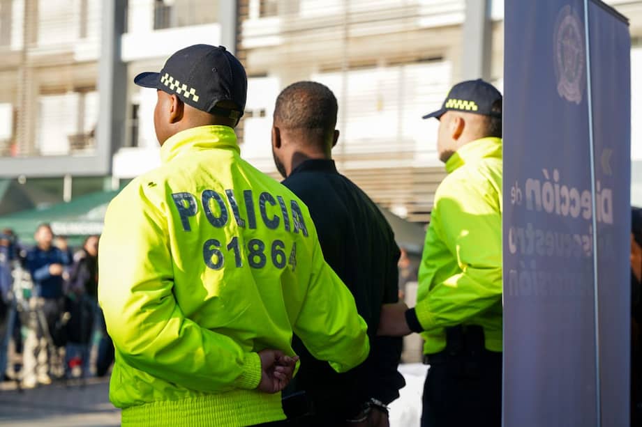 Autoridades desarticulan una banda dedicada a la extorsión y capturaron a alias May.