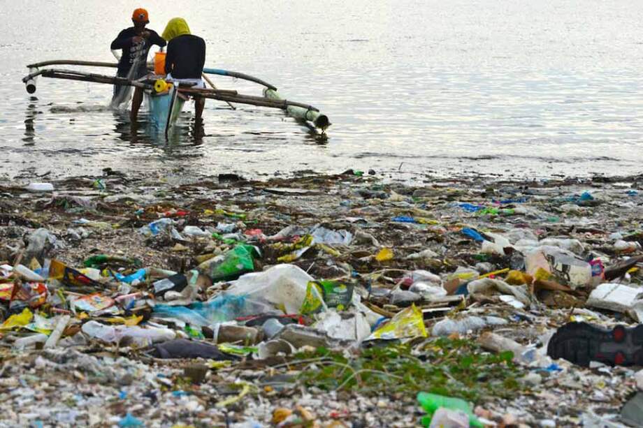 En los mares hay 5,25 billones de partículas plásticas./ 5 Gyres institute