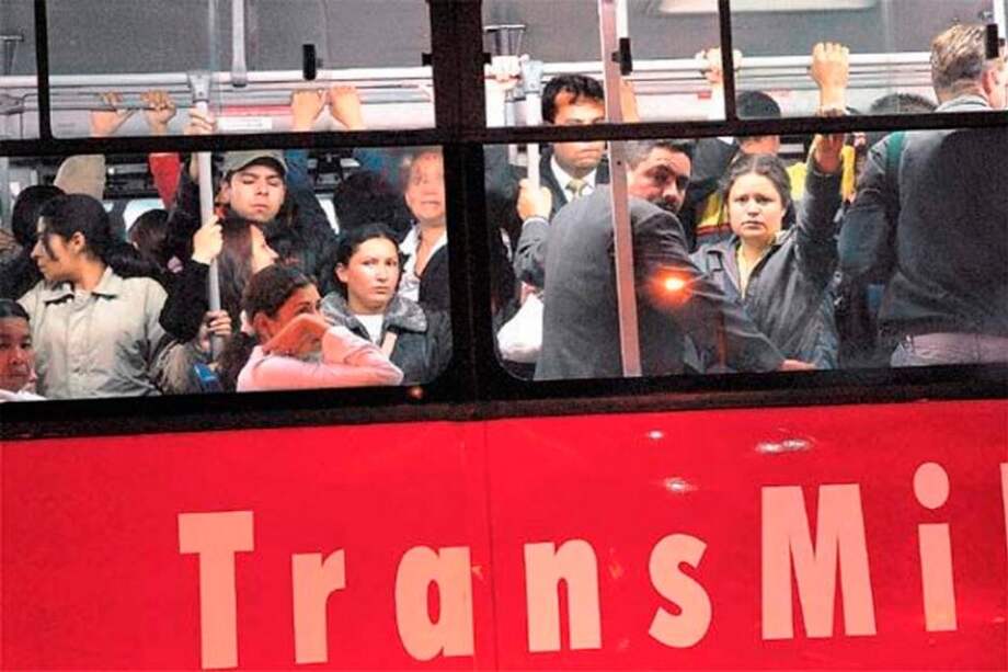 Propuesta de cambiarle el nombre a TransMilenio es calificada como “absurda”