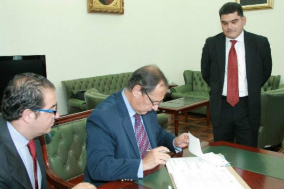 El ministro de Agricultura, Juan Camilo Restrepo, radica proyecto/Cortesía