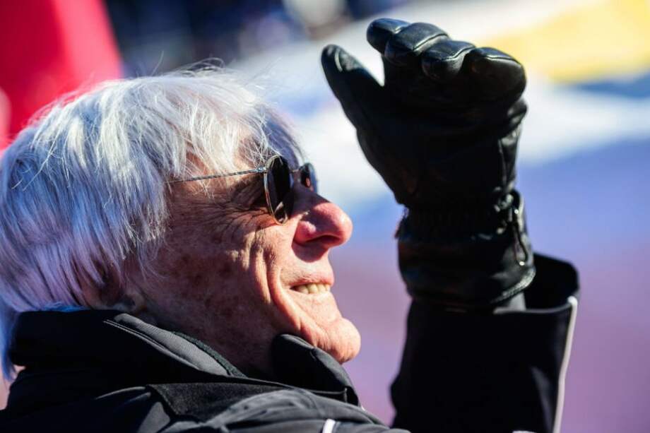 Bernie Ecclestone obligado a renunciar como mandamás de la F1. Foto: AFP