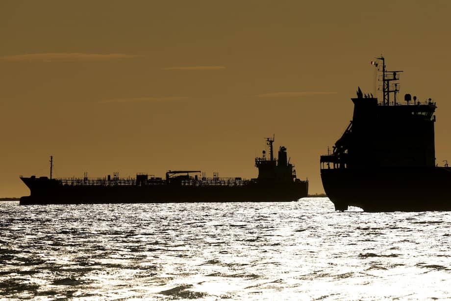 Tanques de petróleo.