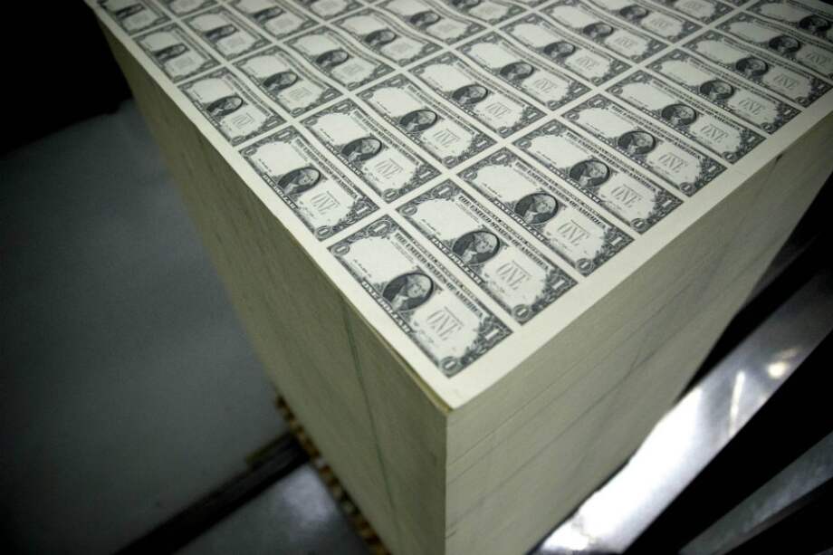 A menor ritmo sigue llegando la inversión extranjera. / Bloomberg News