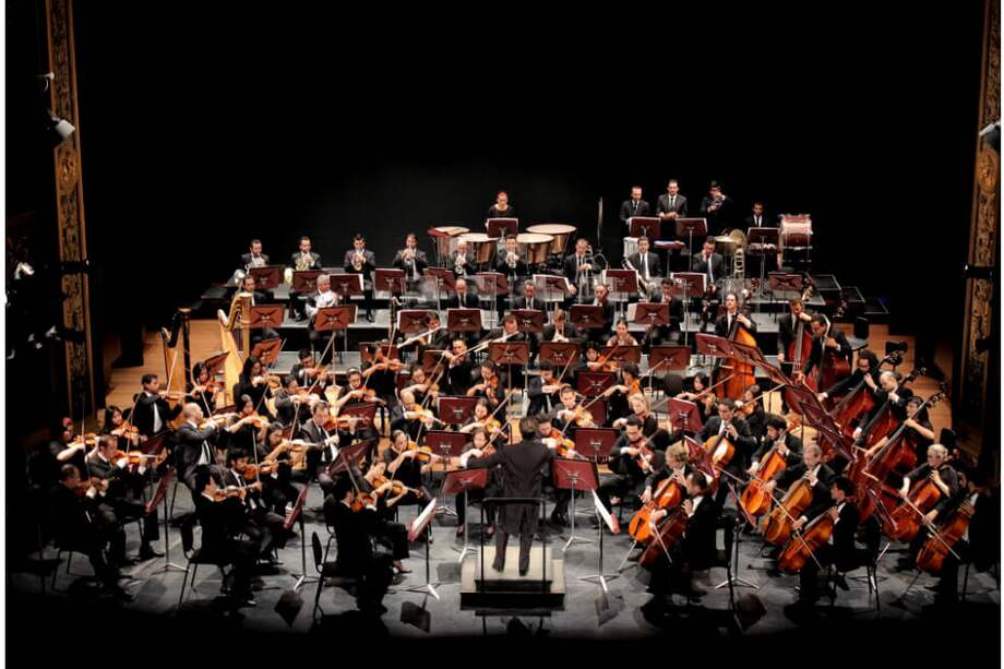 Luis Biava, Eduardo Carrizosa, Baldur Brönnimann, Irwin Hoffman y Olivier Grangean han sido algunos de los directores titulares de la OSNC. / Cortesía Orquesta Sinfónica Nacional de Colombia (OSNC)