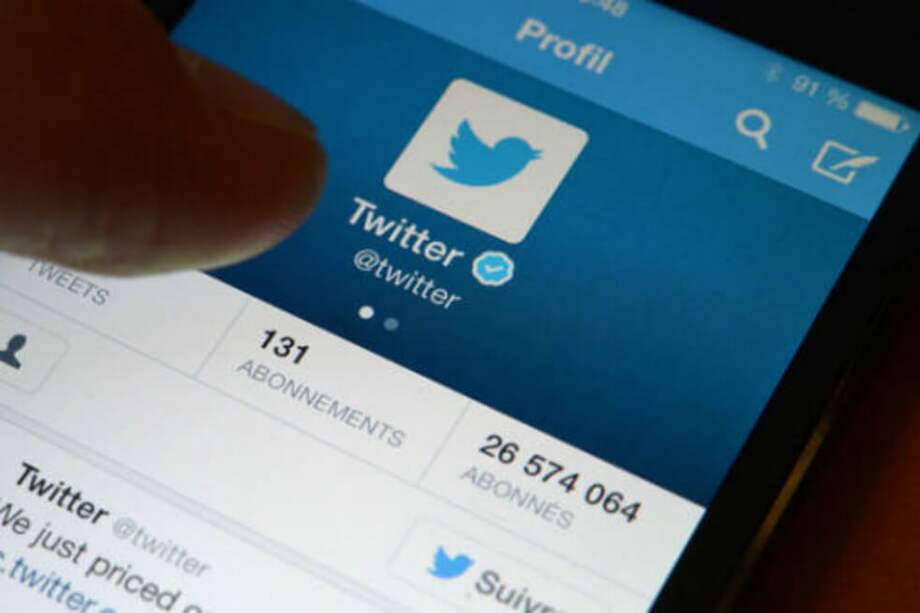 La red social decidió modificar la limitación del número de cuentas que se pueden seguir en 24 horas. / AFP