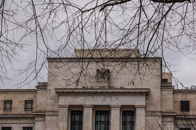 Fed no da pistas sobre tasas de interés antes de la reunión de junio