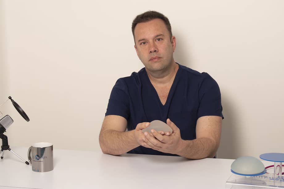 El doctor Pedro Zerpa ha realizado 100 cirugías de “lifting” o estiramiento facial total, incluida la cirugía de los párpados y de la frente. /Ojotheangel