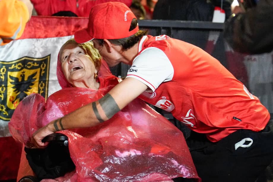 El equipo arribará a la capital al aeropuerto El Dorado, medio día.