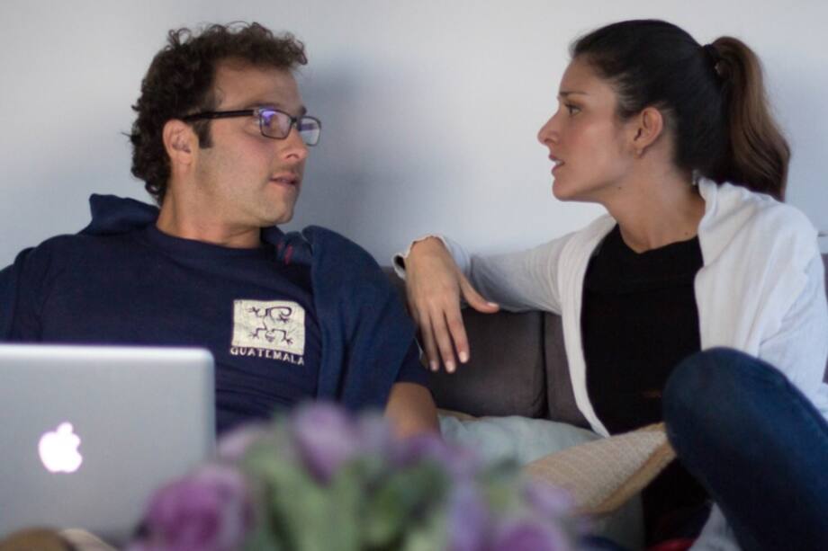 Luis interpretado por Carlos Fernández