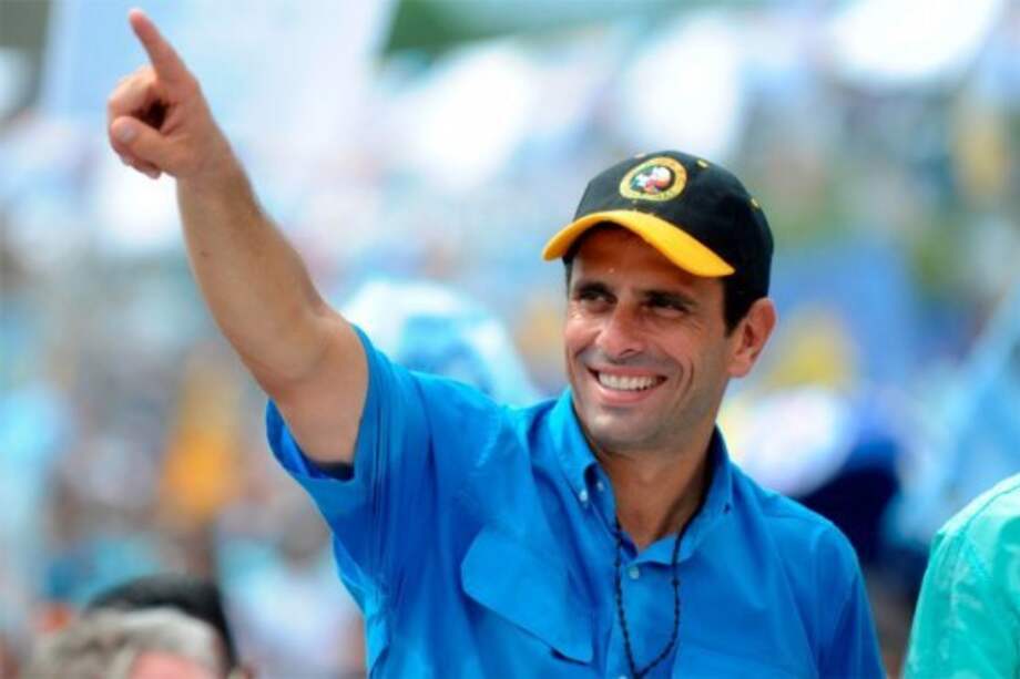 Capriles felicita a Santos y destaca rapidez en conteo de votos