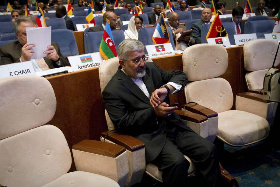Ali Asghar Soltanieh, representante iraní en la Agencia Internacional de Energía Atómica, en las reuniones preparatorias de la Cumbre de No Alineados. / AFP