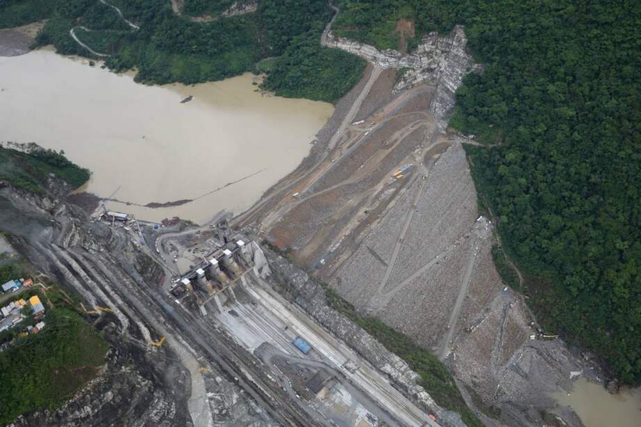 Según la ANLA, Hidroituango habría taponado túneles de desviación sin licencias