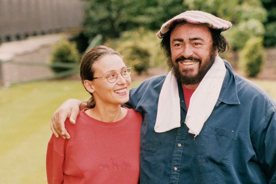 Luciano Pavarotti junto a su esposa Nicoletta Mantovani. / Cortesía