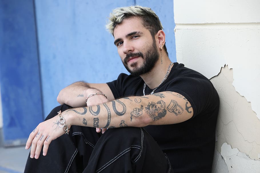 Juan Duque, cantante colombiano.