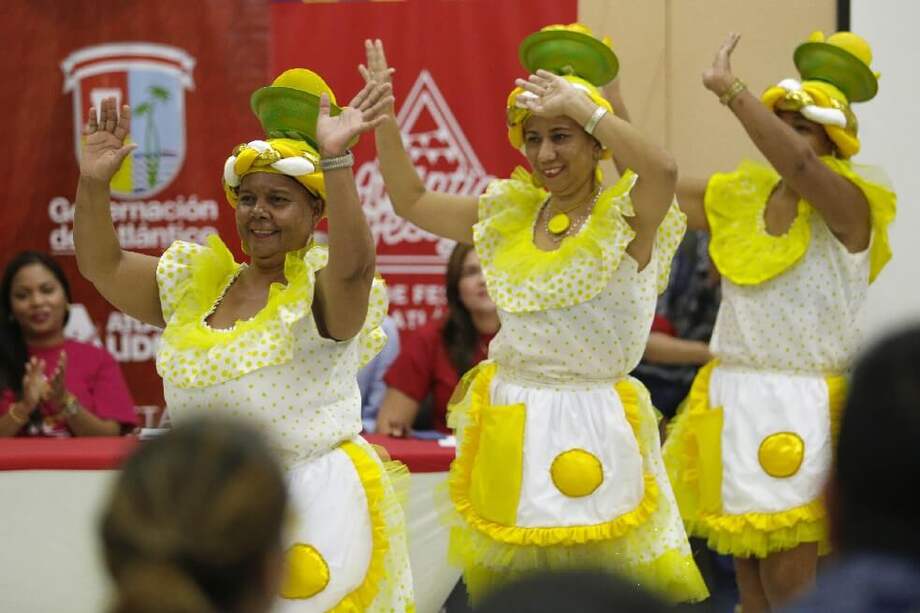 Vestuario alusivo al Festival de la arepa de huevo en Luruaco. / Prensa Gobernación del Atlántico