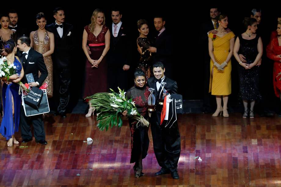 Diana Franco y Valentín Arias de Colombia, subcampeones en la final de la modalidad de "Tango Escenario" del Mundial de Tango de Buenos Aires (Argentina). / EFE