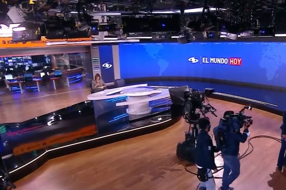 Set de 'Noticias Caracol'.