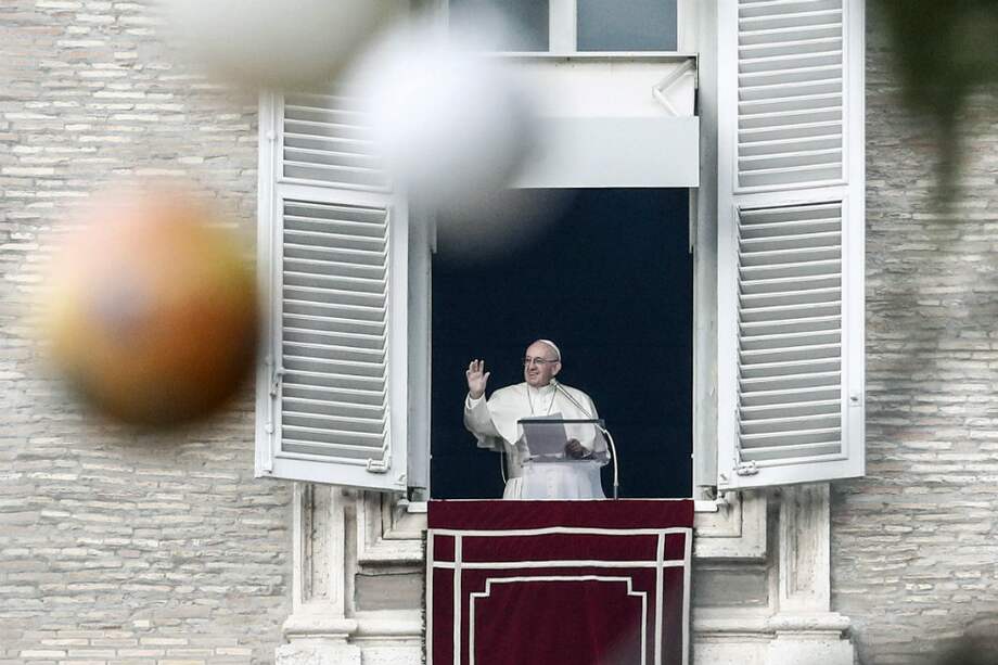La próxima cita navideña del papa será el 31 de diciembre con la celebración de las primeras Vísperas. / EFE