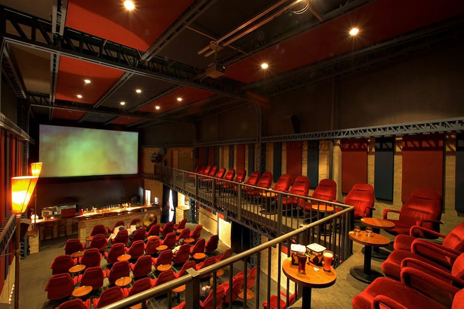 Interior de Cinema Paraíso en Usaquén, Bogotá