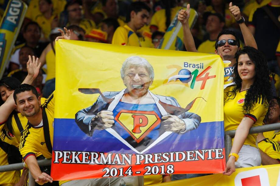 Pékerman siempre tuvo una alta popularidad entre los hinchas colombianos, quienes lo veían como el responsable del buen momento de la selección. / Reuters