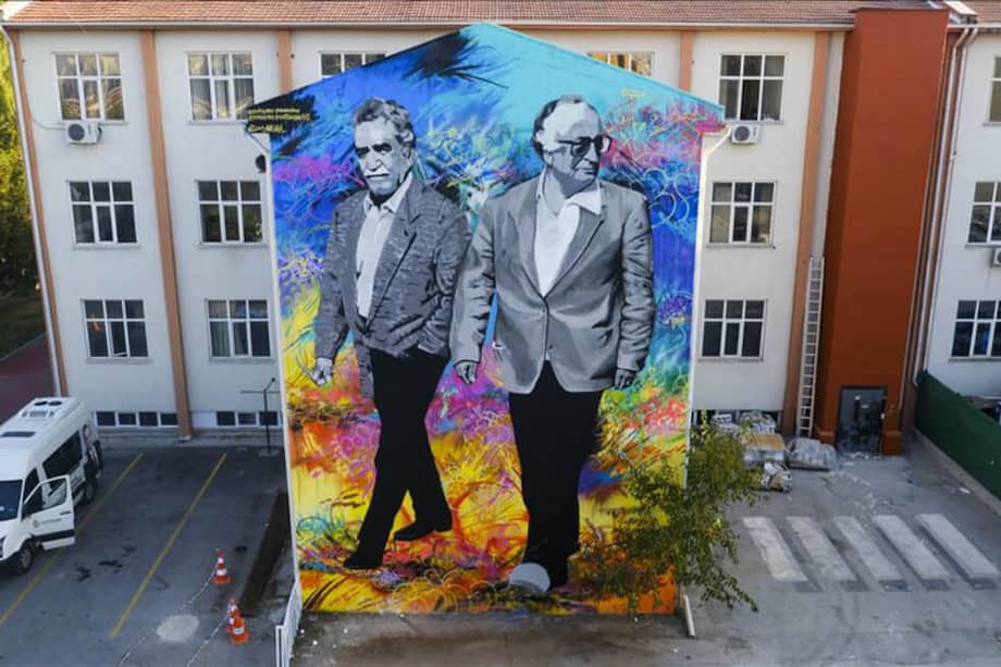 Pintada del mural de Gabriel García Márquez y Ya?ar Kemal en Ankara, Turquía. El trabajo fue elaborado por el colectivo artístico colombiano Vertigo Graffiti y Los Amateurs. / Camilo Fidel López González - Handout - Agencia Anadolu