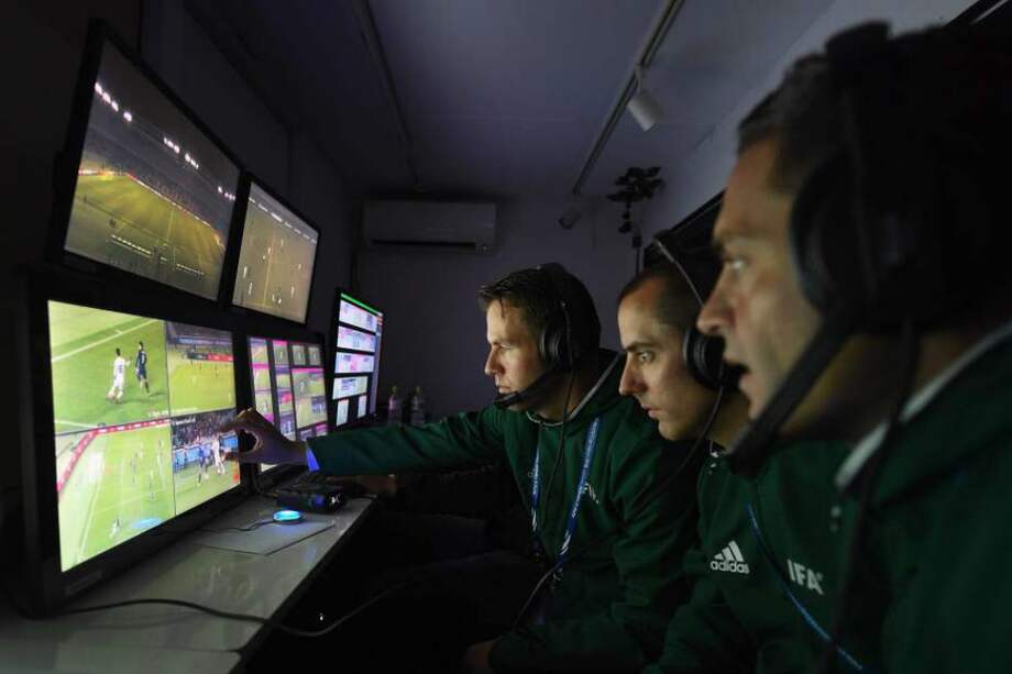 El Videoarbitraje tuvo éxito en el Mundial de Rusia 2018. / EFE