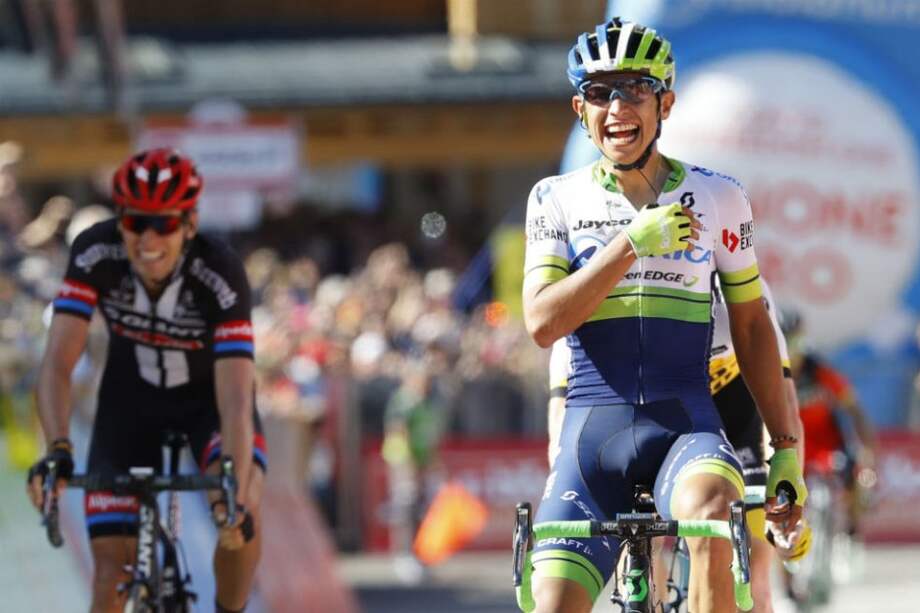Esteban Chaves se ubica en la segunda posición del Giro de Italia. / AFP