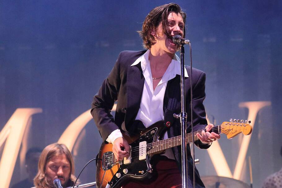 Paul Turner es el líder de Arctic Monkeys, banda que publicó su álbum debut, "Whatever People Say I Am, That’s What I Am Not", el 22 de enero de 2006.