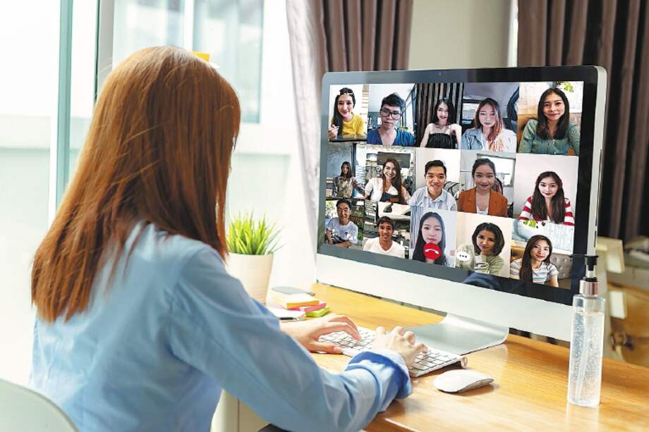 Podemos pensar en una internacionalización virtual como un proceso que fomenta la integración de las dimensiones internacional e intercultural.