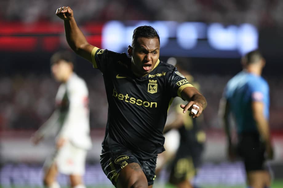 Morelos, goleador de Nacional.