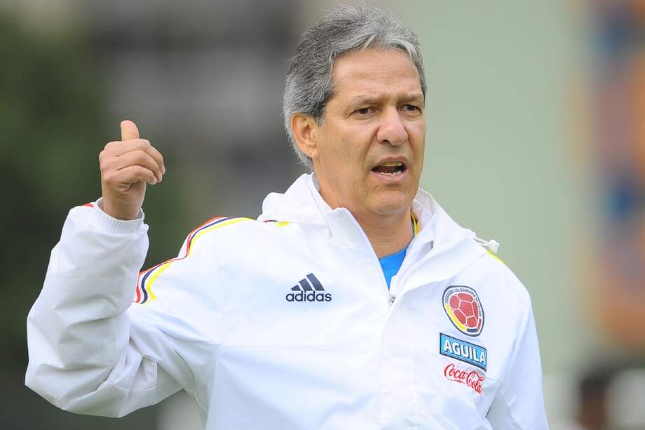 Carlos “Piscis” Restrepo dirige la selección de Colombia sub-20 desde 2012. Este es el tercer grupo a su cargo. / Cristian Garavito - El Espectador.