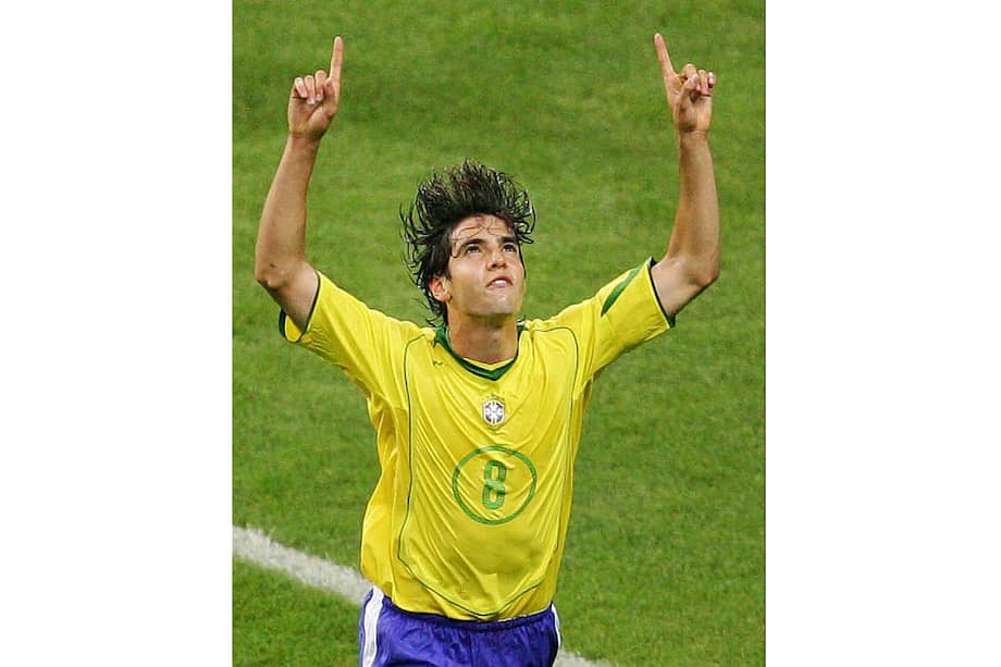 Kaká se coronó campeón con Brasil en el Mundial Corea-Japón 2002. / AFP