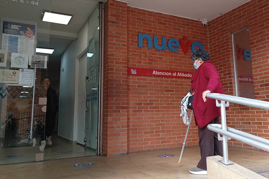 De acuerdo con la Contraloría, la crisis de la Nueva EPS afecta a cerca de 11 millones de usuarios.