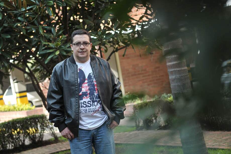 El homenaje al periodista Juan Harvey Caicedo ha sido el mayor logro del programa, según Carlos E. Castro. / Gustavo Torrijos