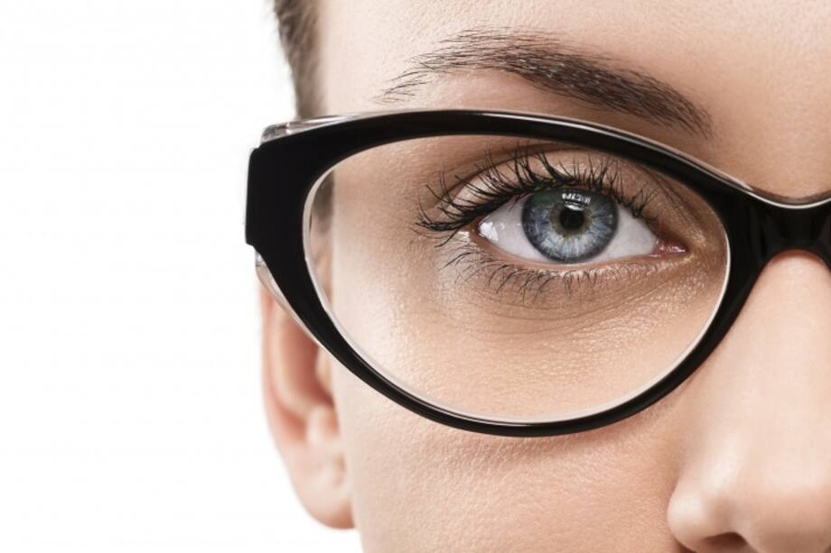 Lentesplus y su contribución a los problemas visuales de América Latina