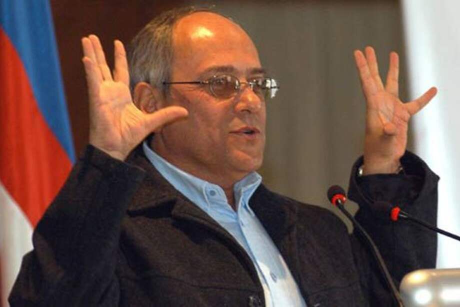 Víctimas de Pablo Escobar critican posible llegada de José O. Gaviria al Senado