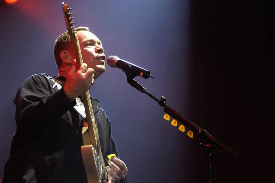 Alí Campbell dice que formó DEP Band, el grupo más importante del reggae en Europa. / Archivo particular