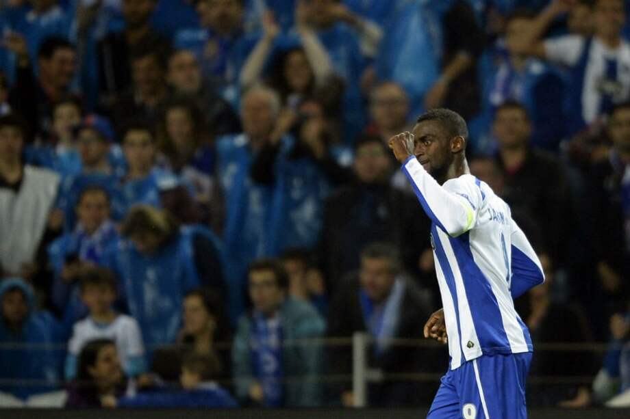Jackson Martínez celebra el tercer gol del Porto en la victoria 3-1 sobre el Bayern Múnich. Foto: AFP