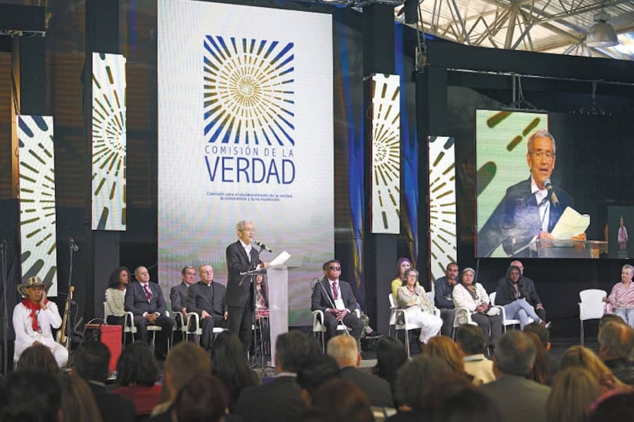 La ceremonia tendrá retransmisión en ciudades como Arauca, Barrancabermeja, Villavicencio, Mocoa, Pasto, Cali, Leticia y Mitú.