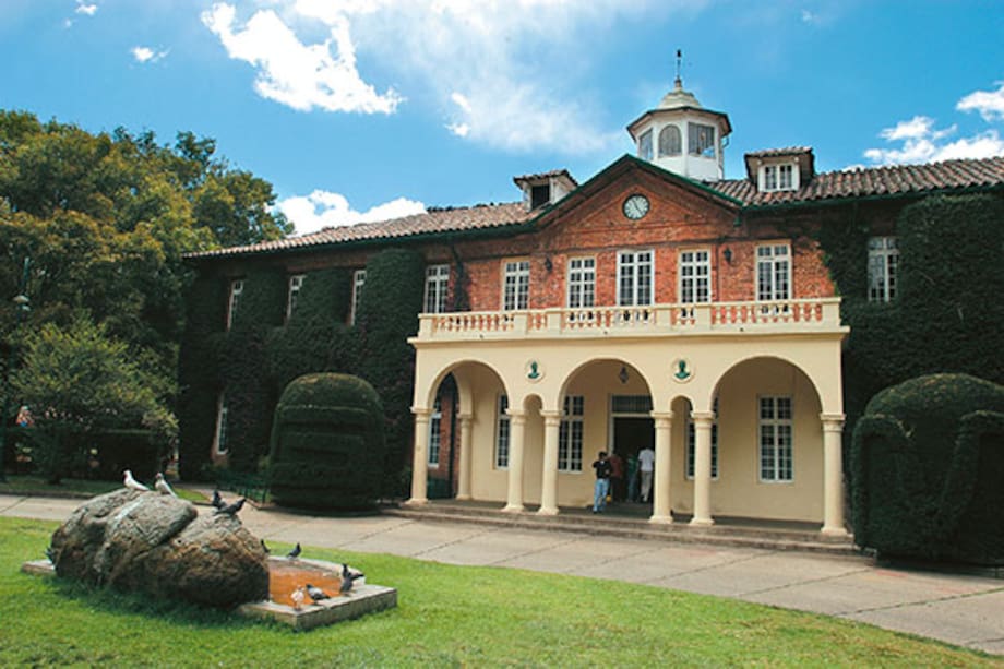 El Aguilucho, el club de los poderosos del Gimnasio Moderno