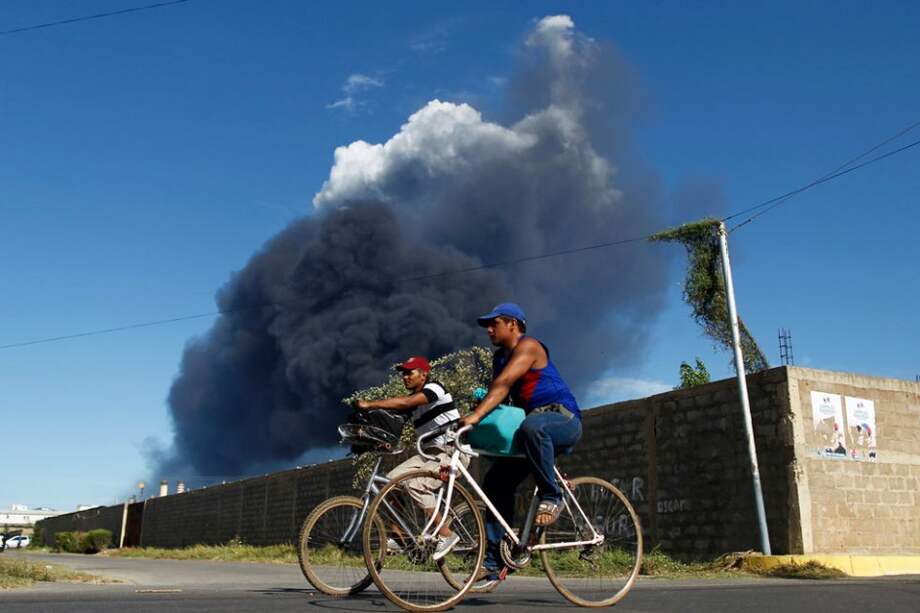 Asciende a 48 el número de muertos por explosión en refinería venezolana