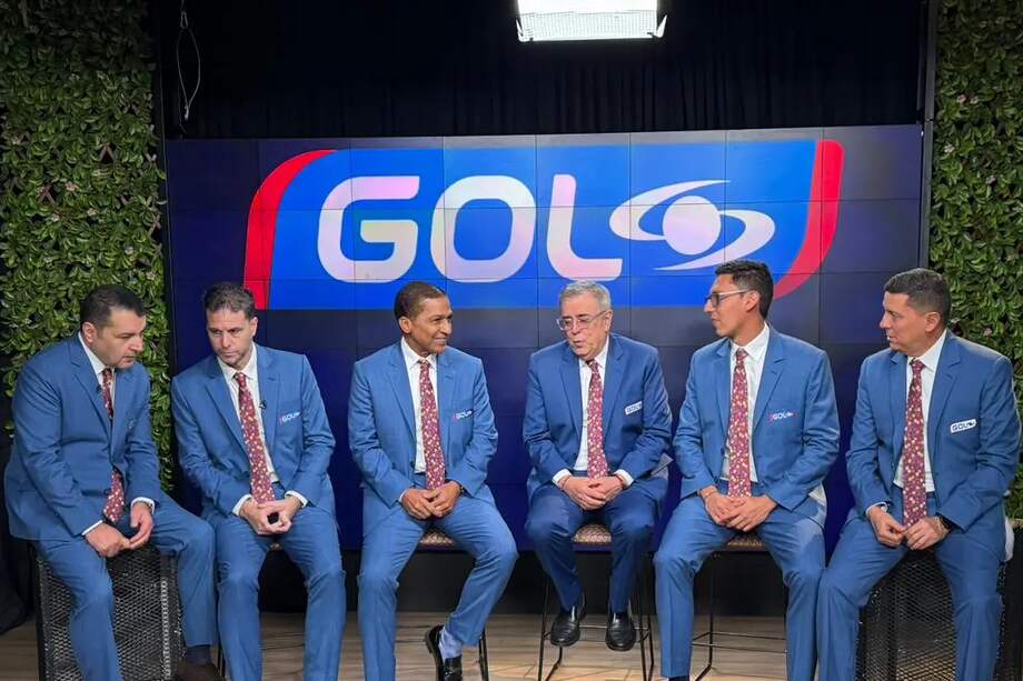 De izquierda a derecha: Carlos Alberto Morales, Rodolfo de Paoli, Alexis García, Javier Hernández Bonnet, Julián Capera y José Garzón.