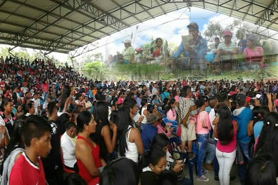 En un comunicado, las autoridades territoriales reportaron la utilización de gases lacrimógenos y disparos de armas contra comuneros. / Facebook: Çxhab Wala Kiwe - ACIN