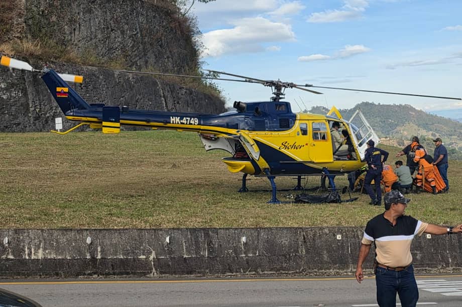 Bomberos de Cundinamarca atienden varias emergencias por incendios.