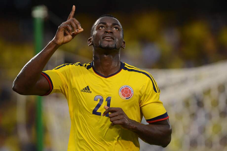 Jackson Martínez celebra su sexto gol con la camiseta de la selección . / AFP