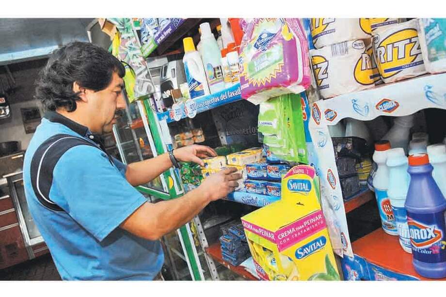 El 92 % de las denuncias recibidas son por incremento de precios en los productos de la canasta familiar. / Archivo - El Espectador