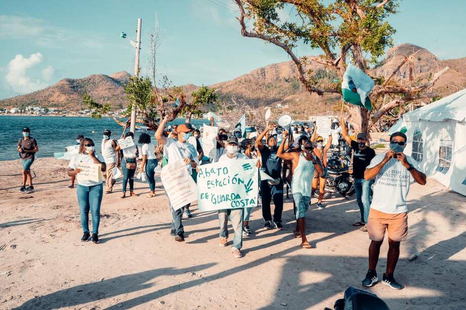 Políticos de Providencia expresaron la dura situación que aún enfrenta la isla a pesar de la reconstrucción.